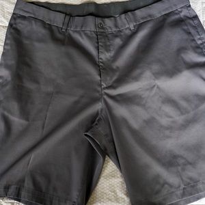 Nike Dry Fit Gray Golf Shorts 40”